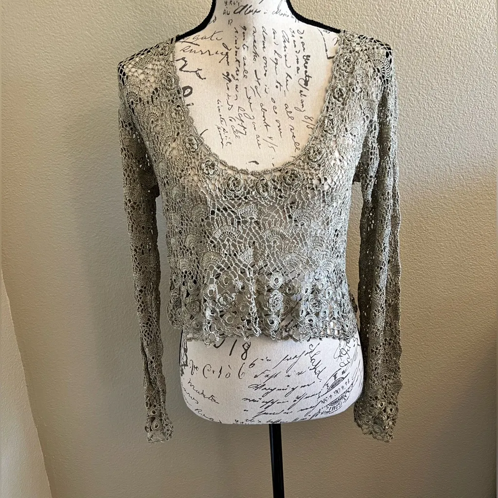 IDI by Matthew H NWT Vintage Hand Crochet Crop Top in Taupe Size M Tan Size M - Image 2