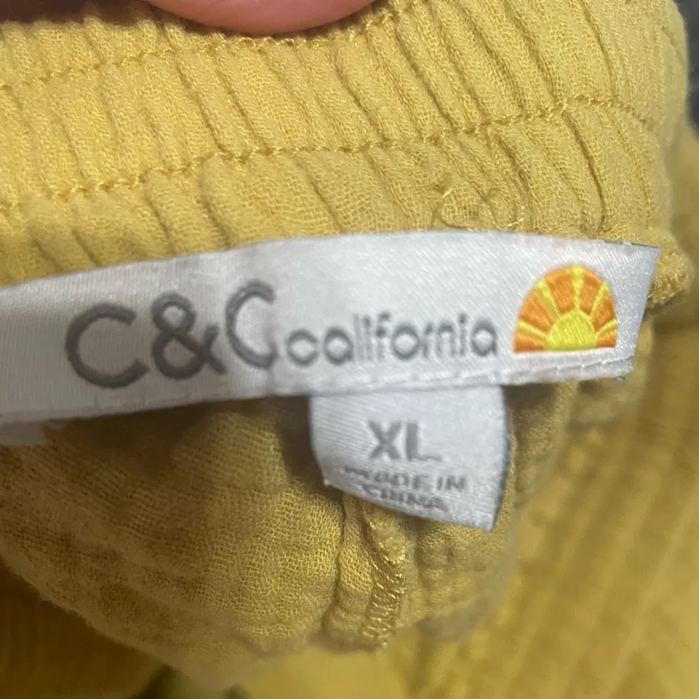 Yellow dress pants - Image 2