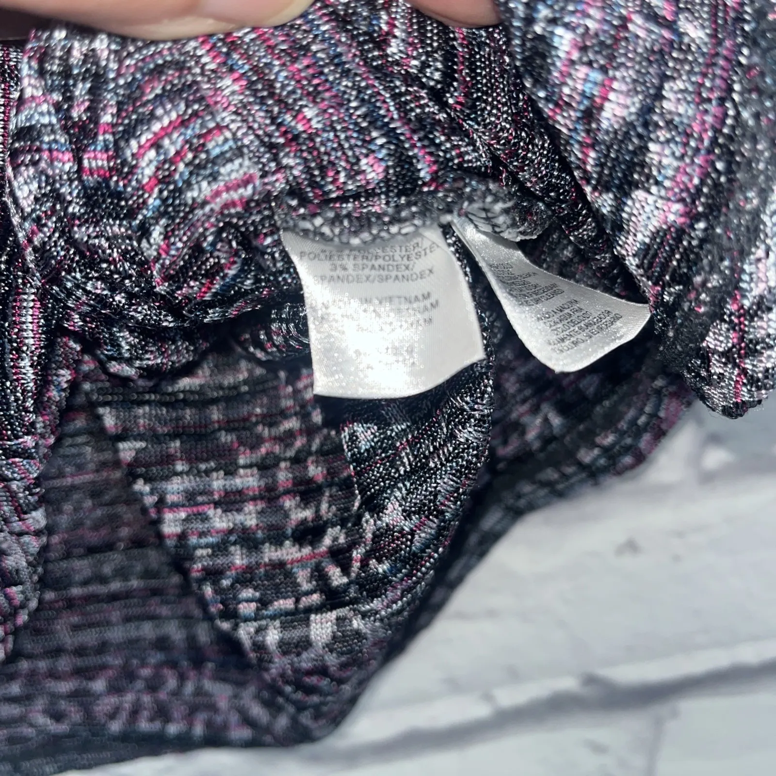 Jones New York Women's Career/Casual Short Sleeve Faux  Wrap Top Size Large - Image 7