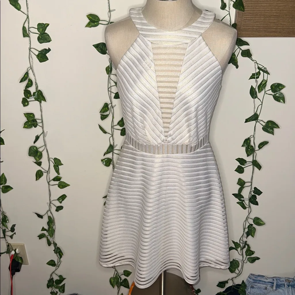 Le Château Canada Fit & Flare Open Back Cocktail Mini Dress High Neck NWT - Image 2