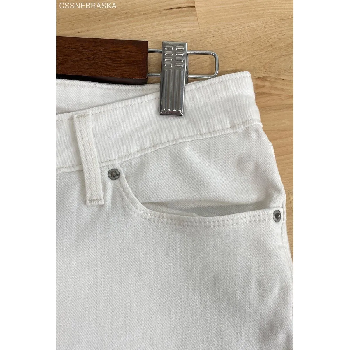 Levis White White Tab Jeans Women White Cropped Cuffed Flap Pockets Size 6 - Image 3
