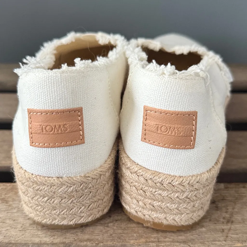 NEW TOMS Women’s Valencia Platform Cream Espadrille SlipOn Platform Shoes 6 A25 - Image 8