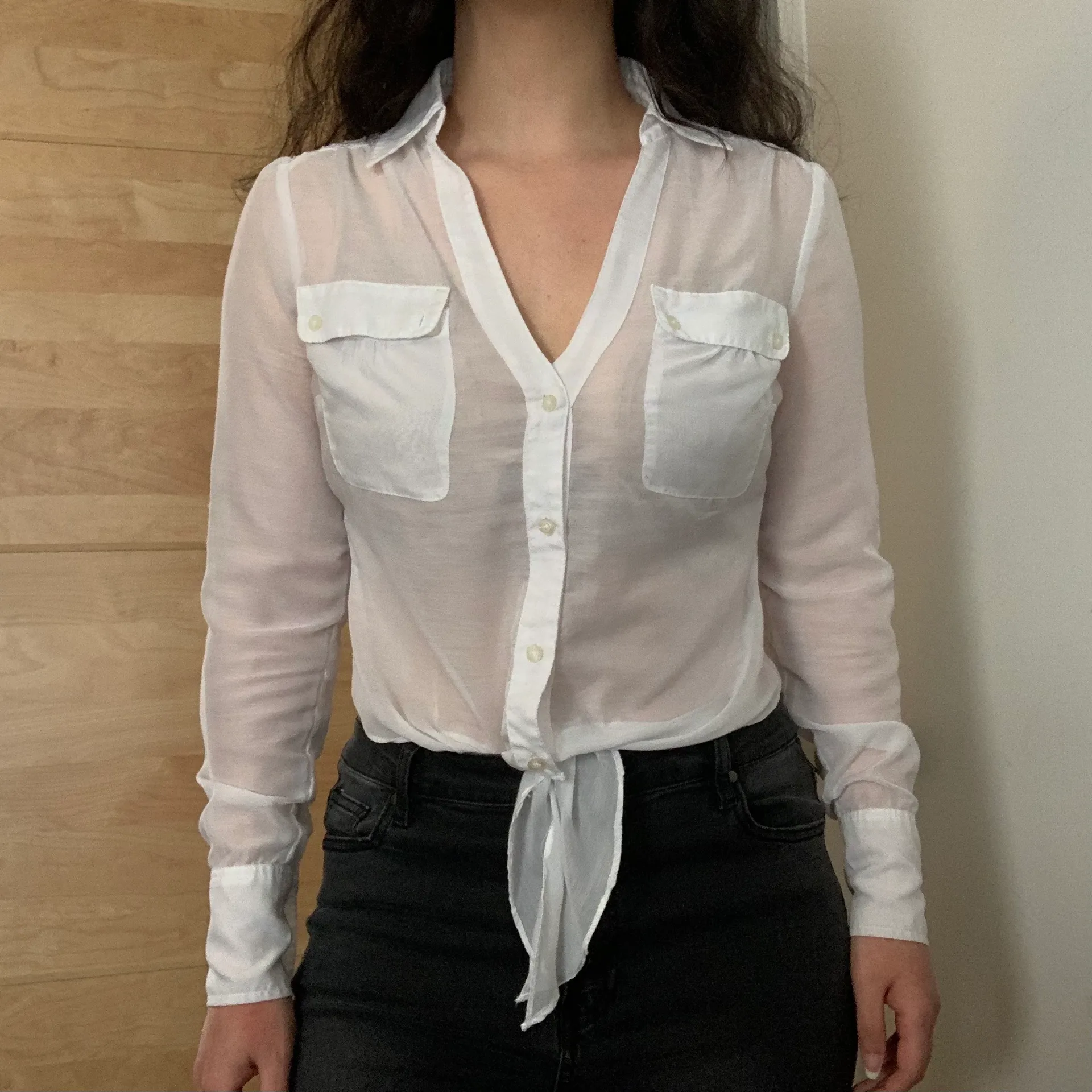 Candie's White tie front bow collared button down lace back shirt - Image 3