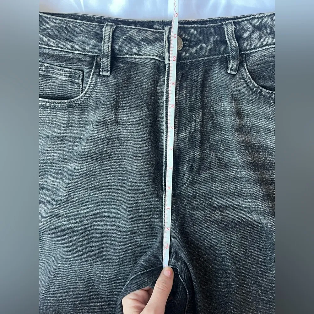 Black Mom Fit High Waist Jeans - Image 14