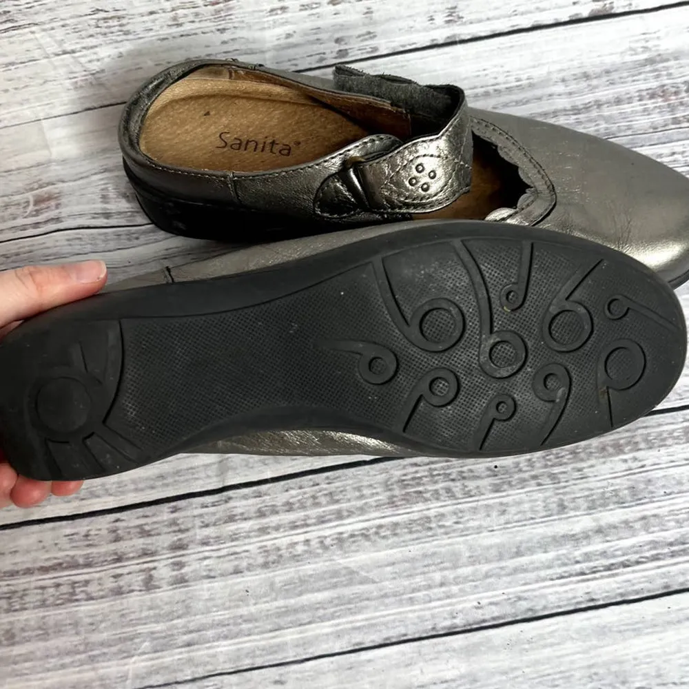 Women's Sanita Thea Clogs Pewter Mary Jane Slip On Comfort Shoes sz 8 Silver - Image 3
