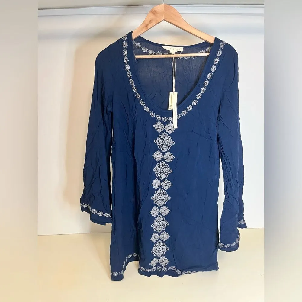 NWT Lovestitch Bell Sleeve Dress -small - Image 4