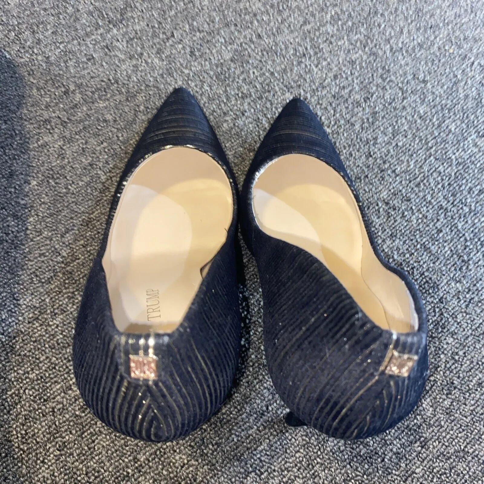 Ivanka Trump Kayden Leather Pump Heels Size 10 M Black & Gold Striped Shoes - Image 7