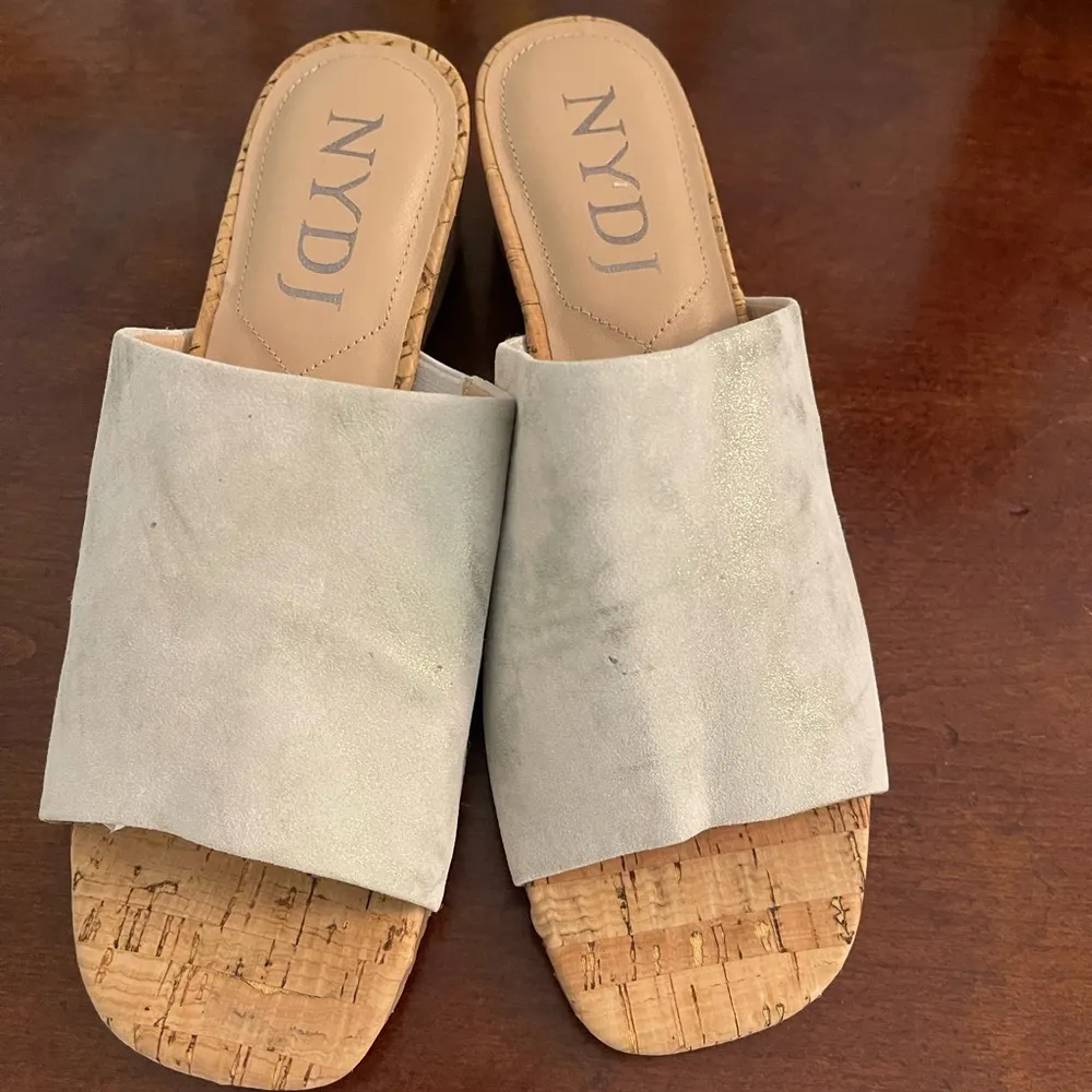 NYDJ Women's Claudine Cream Metallic Suede Wedge Heel Sandals Cork Neutral 8 - Image 8