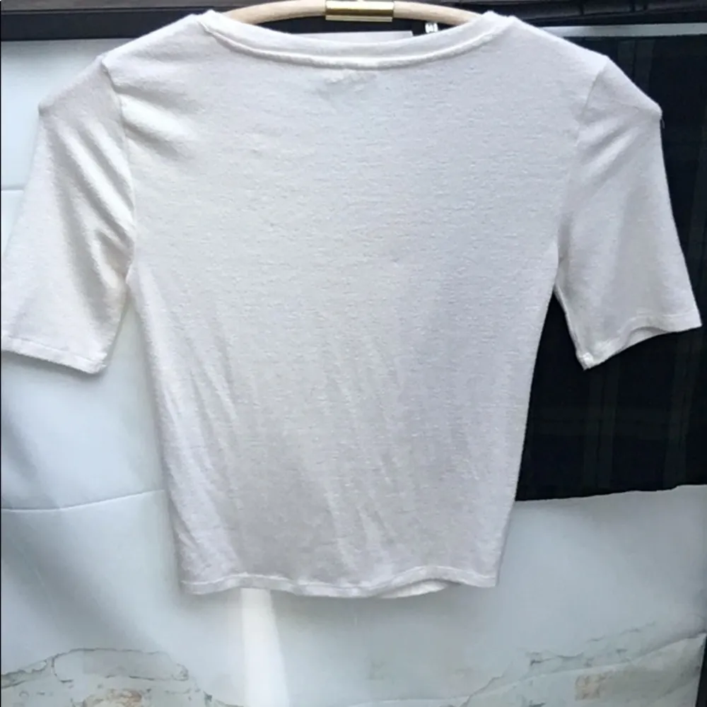 Maison Jules Twist Front Short Sleeve Ivory Knit Top - Image 4