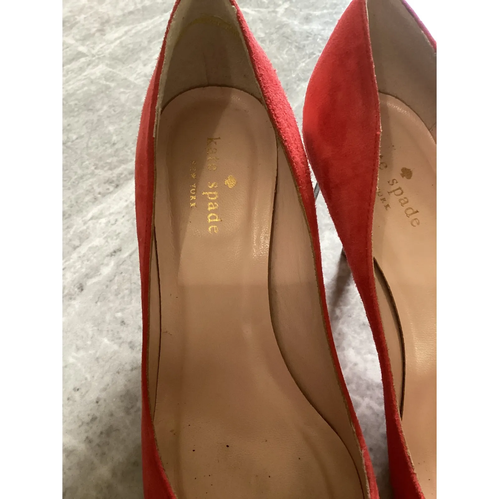 Kate Spade Suede Red Pumps Heels Bow Accent Purple Heel Women Size 7.5 - Image 3