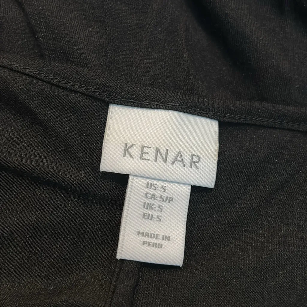 3/$15 KENAR black top with cropped sleeves - Image 5