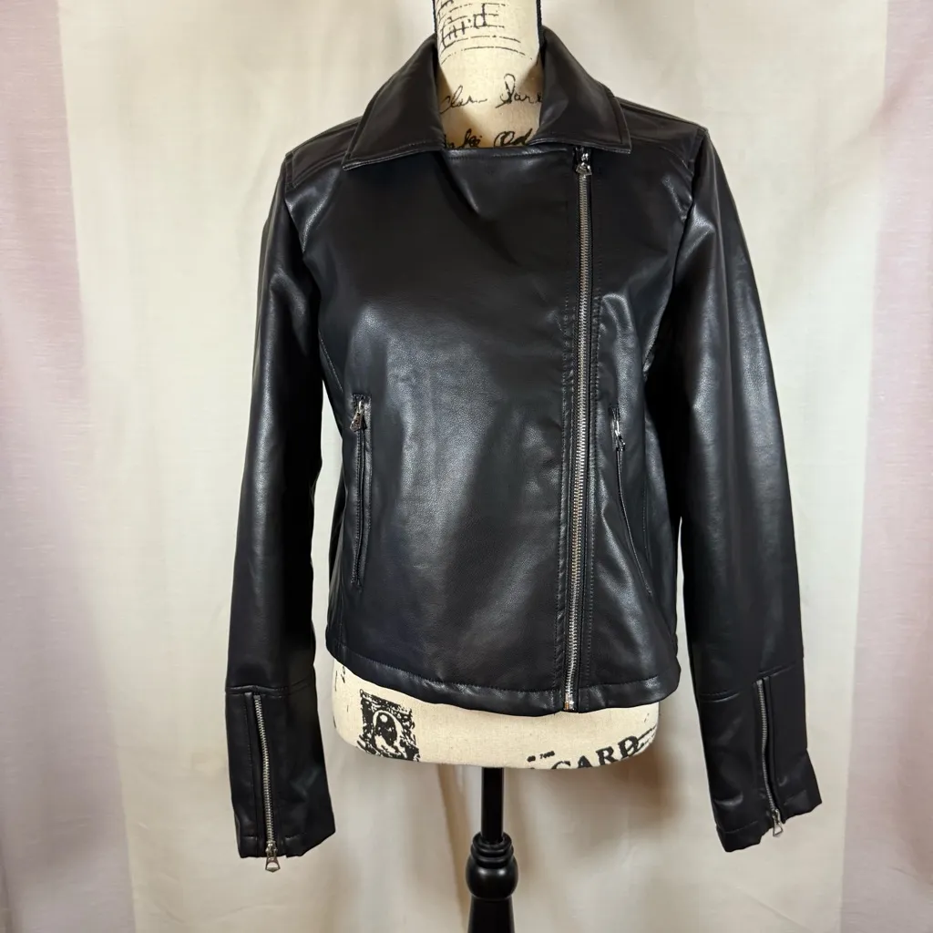 Ashley Outerwear Women’s Faux Leather Moto Jacket Size Large Black Exc Cond - Image 5
