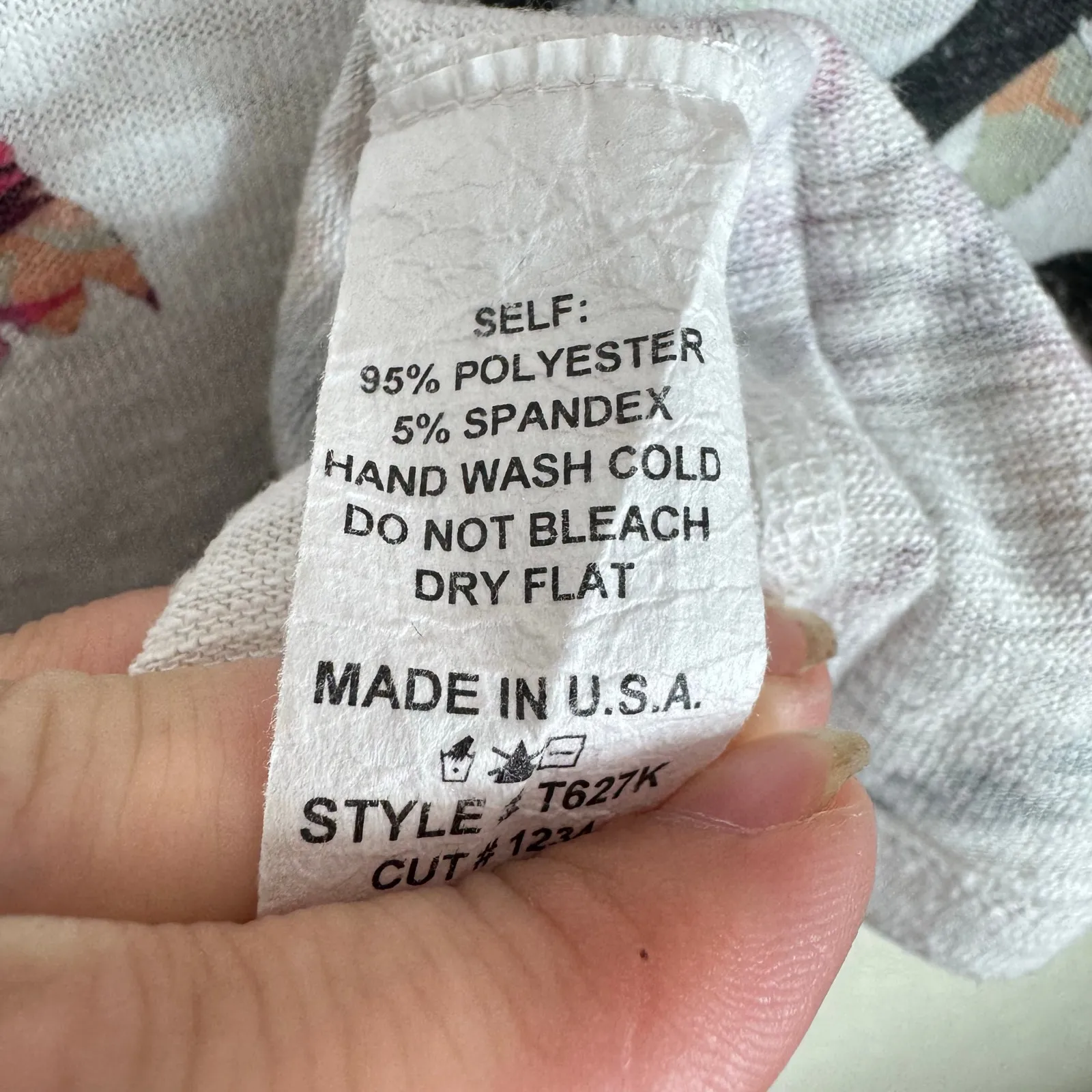 Inoah Colorful Geometric Art To Wear Oversized Dolman Sleeve Knit Top Size XS White - Image 6