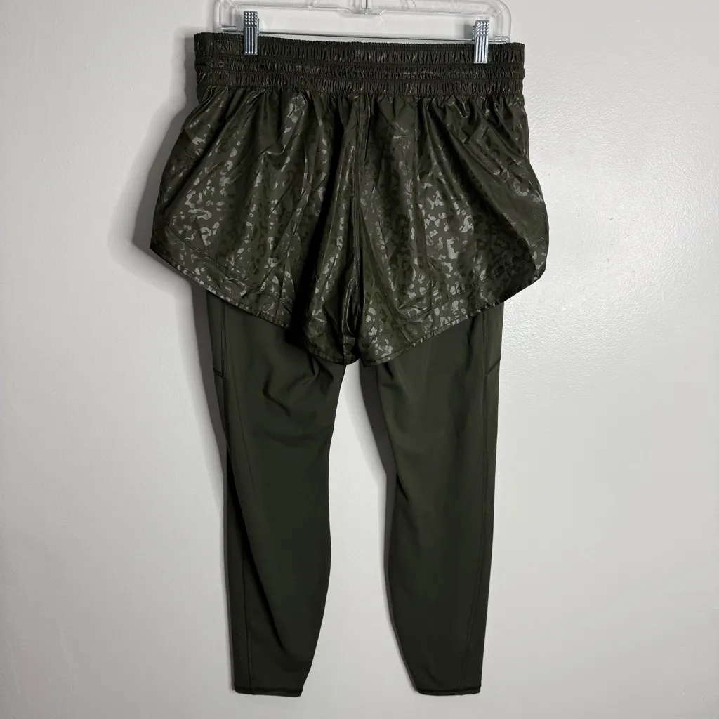 Athleta Rainier 2 In 1 Tight Olive Green Size Medium‎ - Image 3