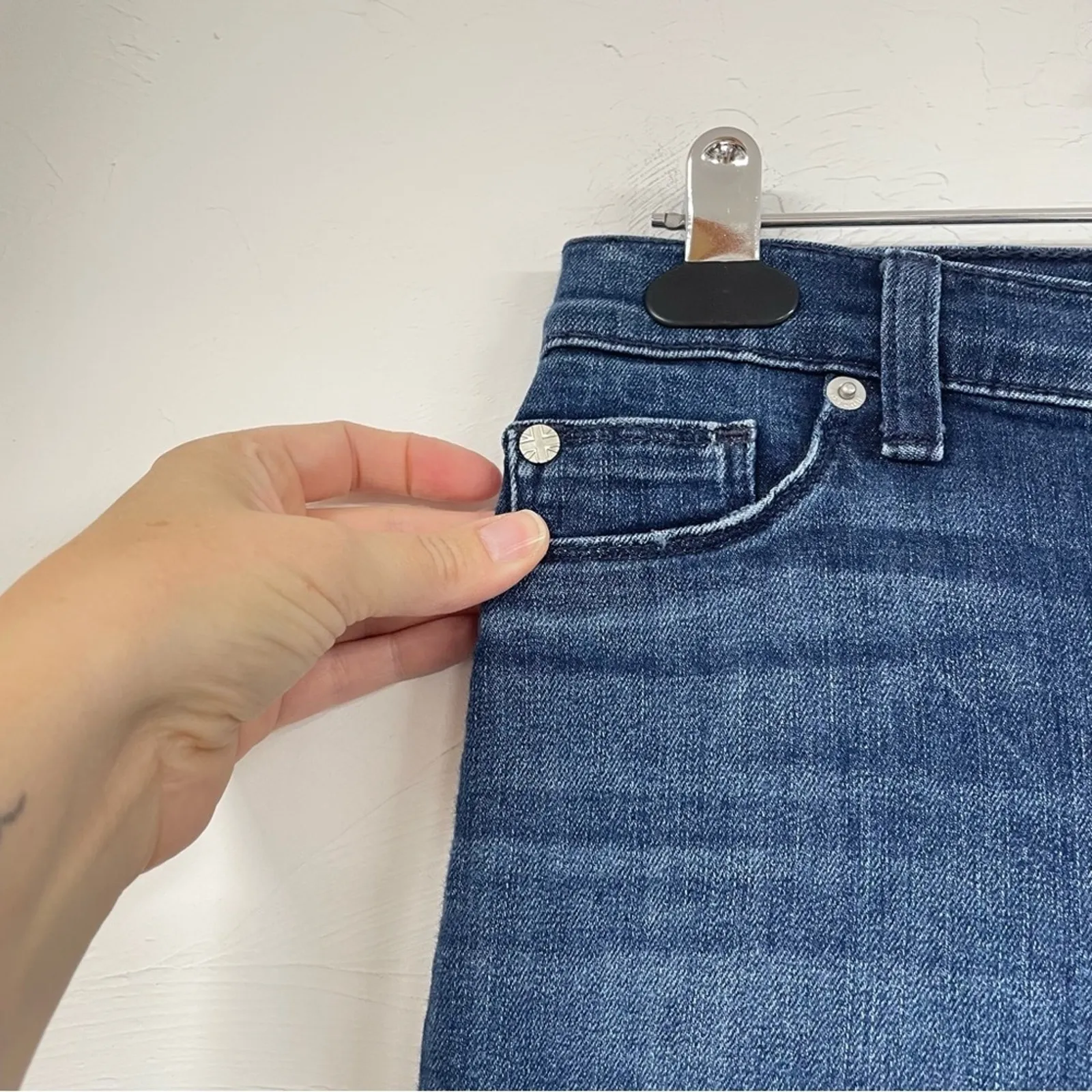 Hudson Low Rise Super Skinny Jeans Womens 26 Y2K Blue Classic Fall Zip Fly - Image 5