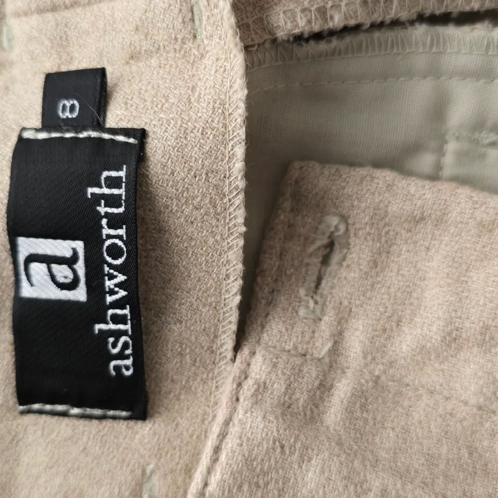 Vintage Deadstock Ashworth 80s Natural Pleated Linen Blend Bermuda Shorts Size 8 - Image 5