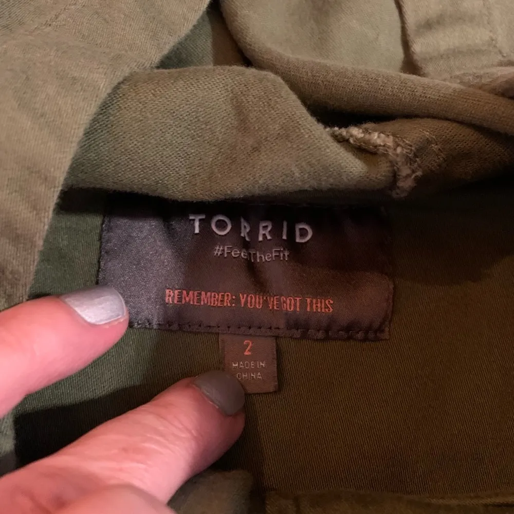 Torrid- Army Green Jacket Size 2X 2 Zip Front Pockets Hooded EUC - Image 2