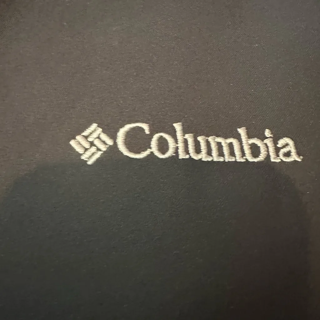 Columbia Women's Black Ski Jacket - Image 8