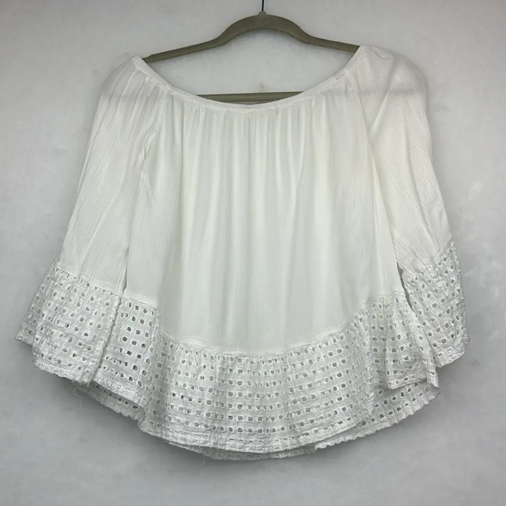 WHITE Ruched Off Shoulder LACE DETAIL HEM TOP Sz S - Image 5