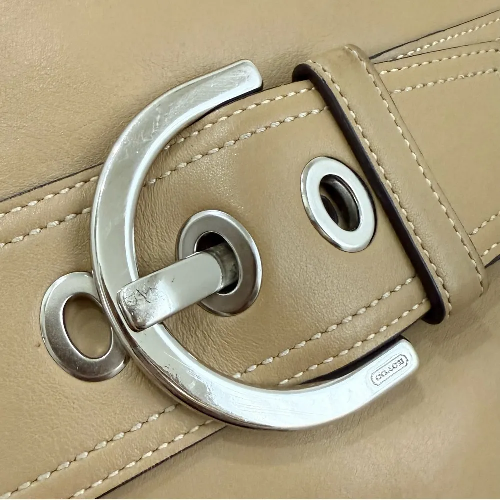 Vintage COACH 8A07 Soho Flap Butter Beige Soft Leather Messenger Shoulder Bag - Image 10