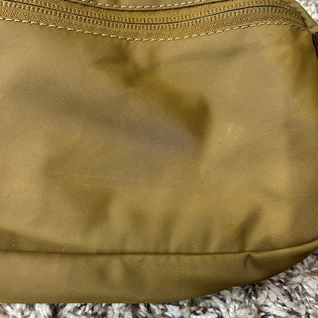 Lululemon Everywhere Belt Bag 1L Burnt Camel - Image 4