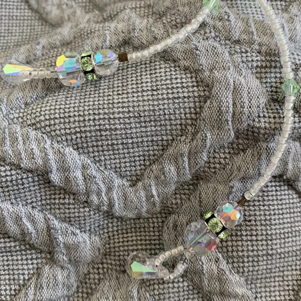 Earning and necklace set - Image 2