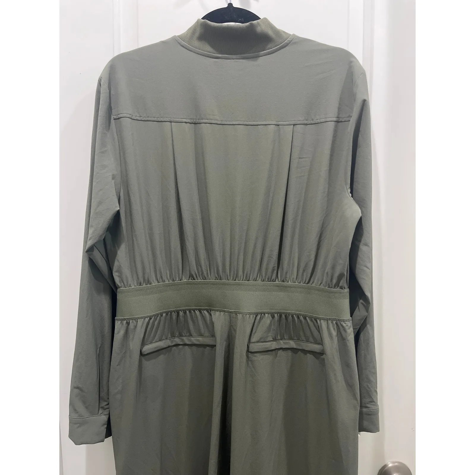 Athleta Brooklyn Long Sleeved Jumpsuit in Moss Sz 12P - Image 7
