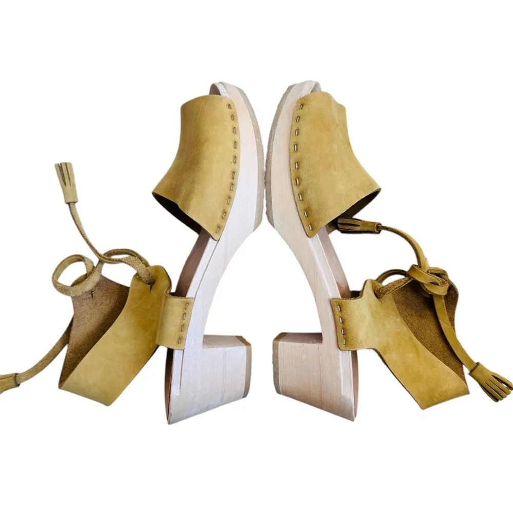 BRYR Clog Spanish Toe Mid Heel Nubuck Leather Sandals in fennel Yellow Size 6 - Image 6