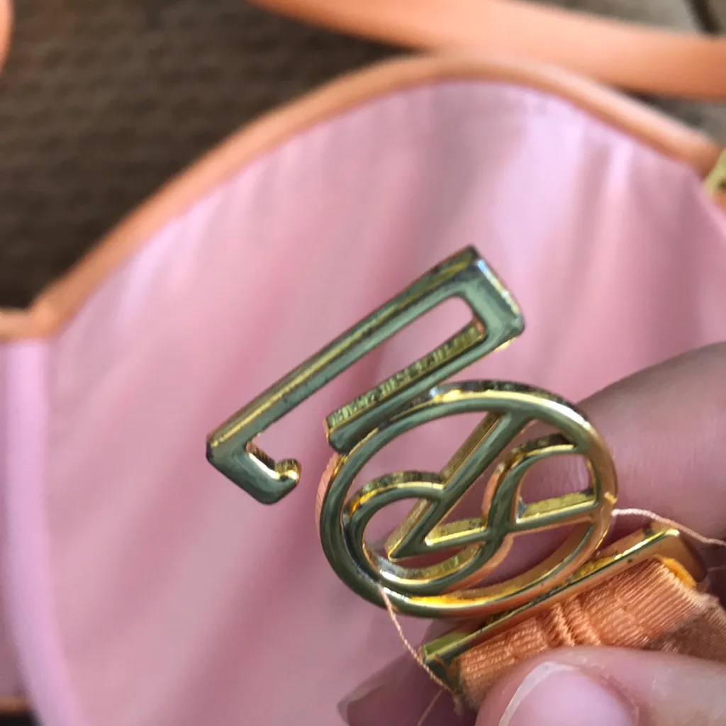 Cute peach vintage Victoria secrets swim top s - Image 4