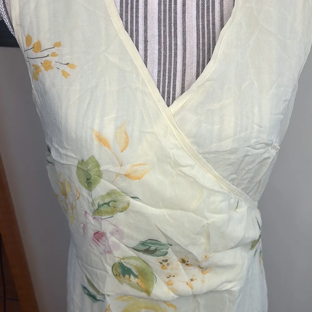 Together floral maxi dress, side zip, tie at waist, Size 10 Yellow - Image 2