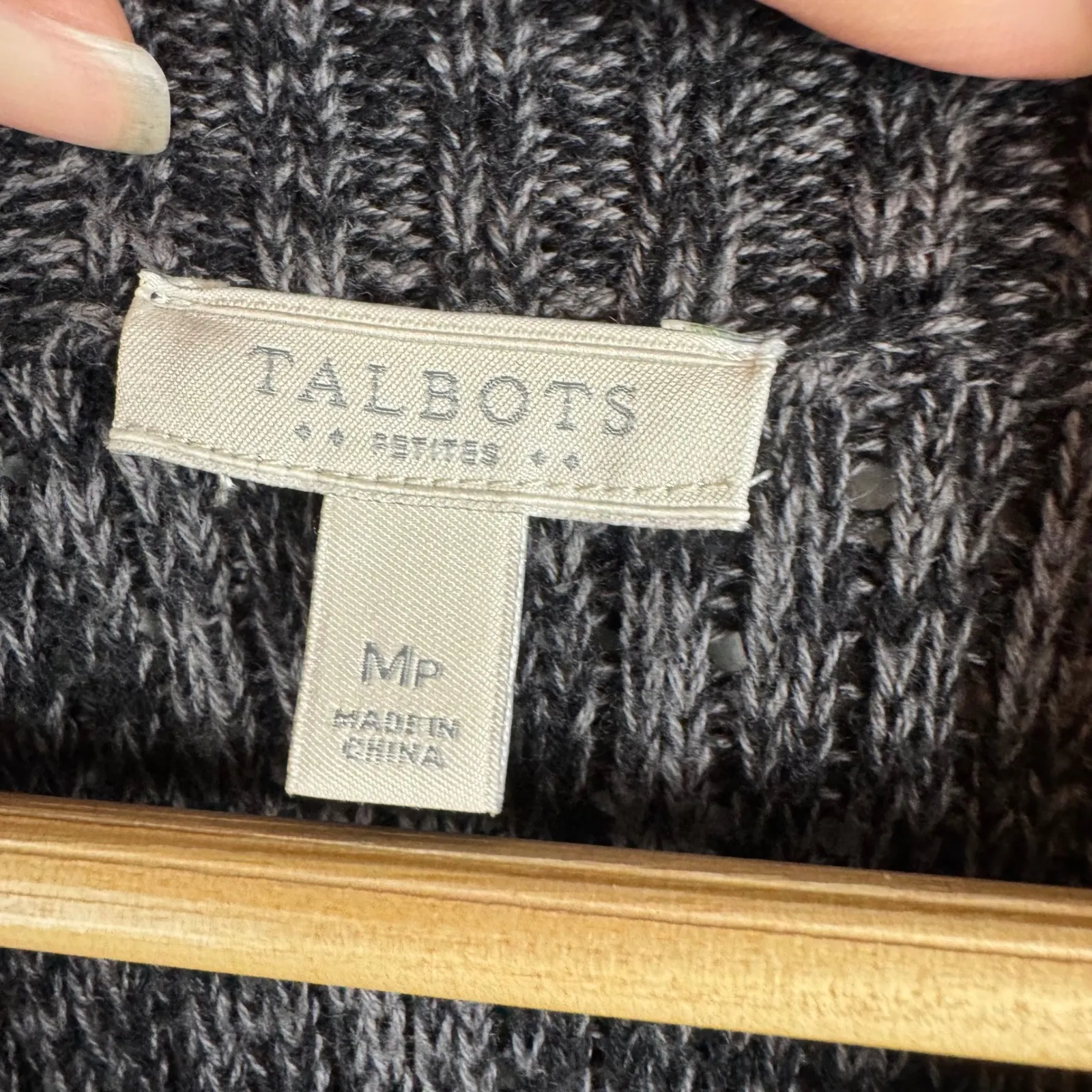 Talbots Womens Button Front Cardigan Sz MP‎ Grey Knit Sweater Fisherman Comfort - Image 5