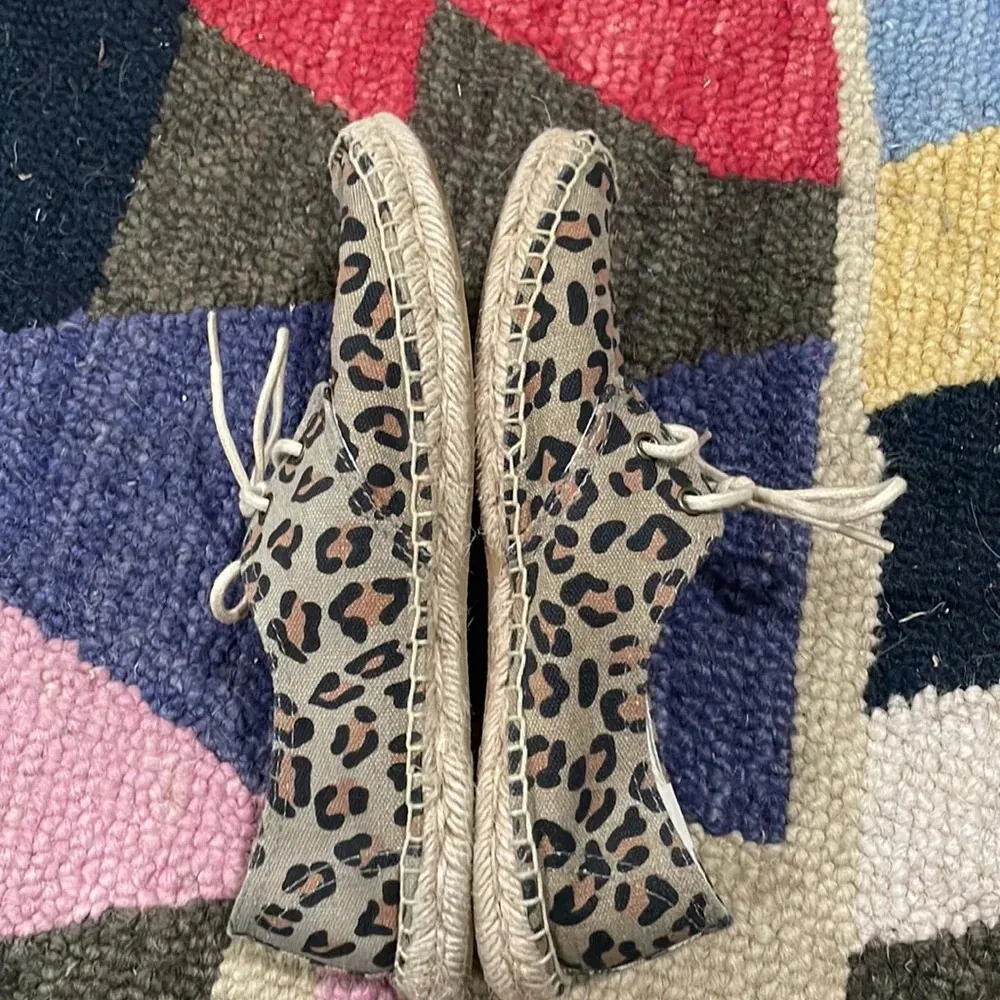 Soludos  Leopard Espadrille Sneakers - Image 4