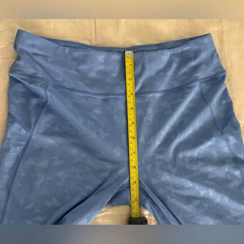 Sweaty Betty All Day 7/8 Length Leggings Blue Block Embossed Print Size M - Image 6