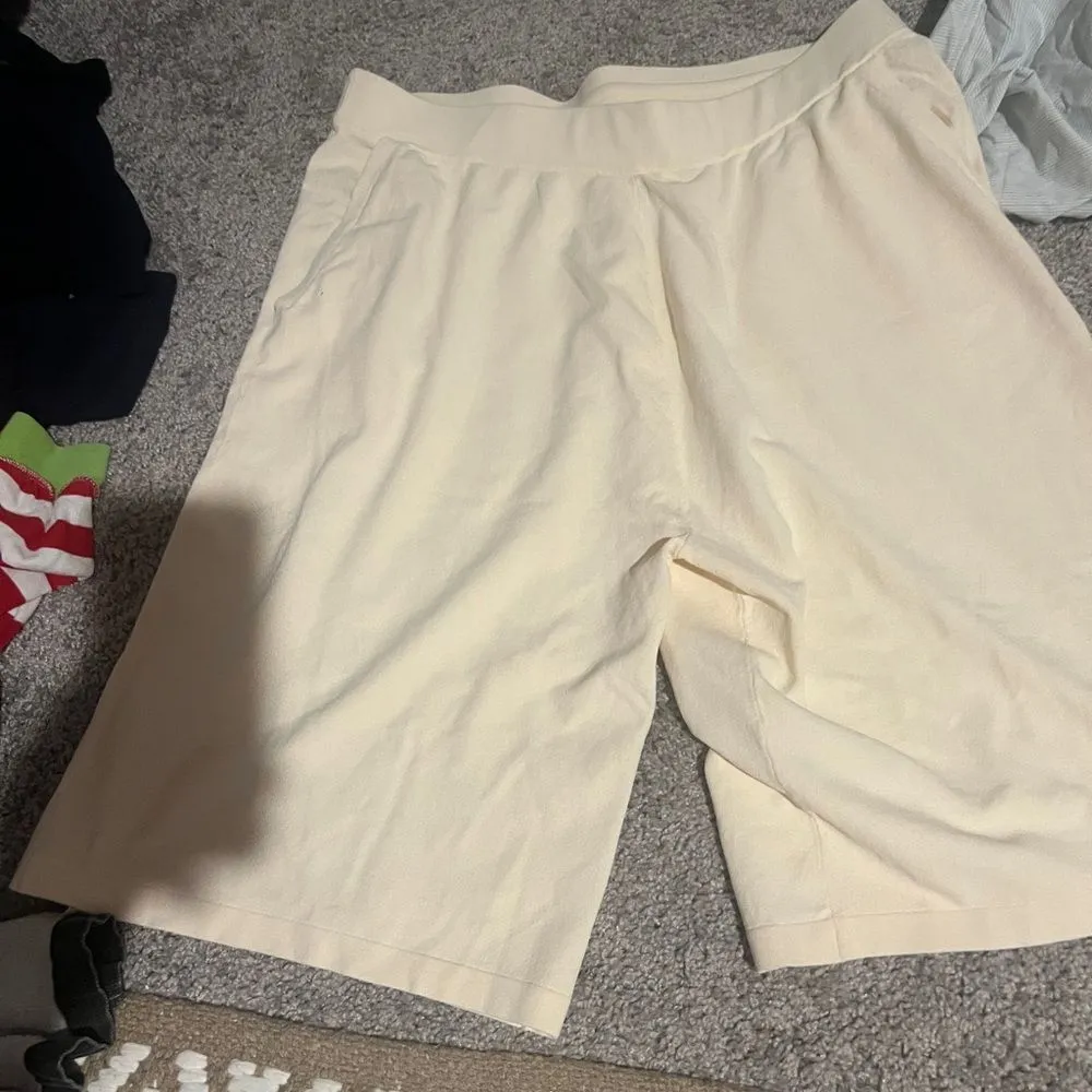 Live the process Women's Cream Shorts M Size M - Image 4