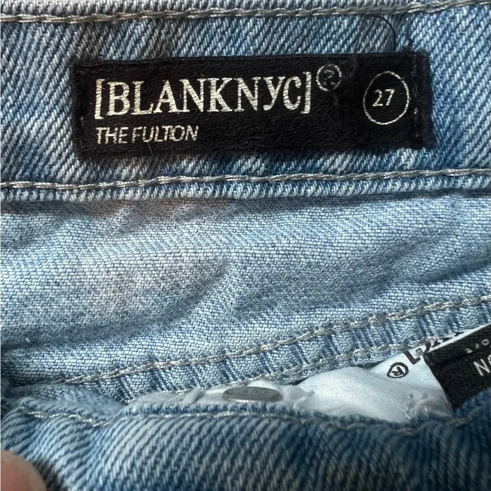 Blank NYC Blue Jean Shorts Distressed Cut-Off Hem Sz 27 - Image 2