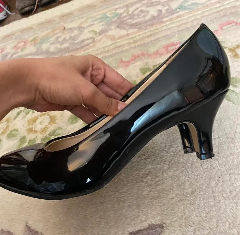 Short Black Patent Leather Heels Size 10 - Image 2