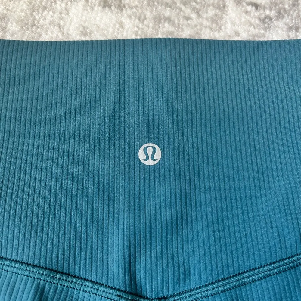 Lululemon Align Ribbed High-Rise Crop 23" - Image 6