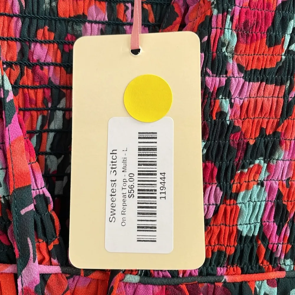 ENTRO On Repeat Red Dahlia Abstract Floral Shirred Puff Sleeve Blouse Size L NWT - Image 8