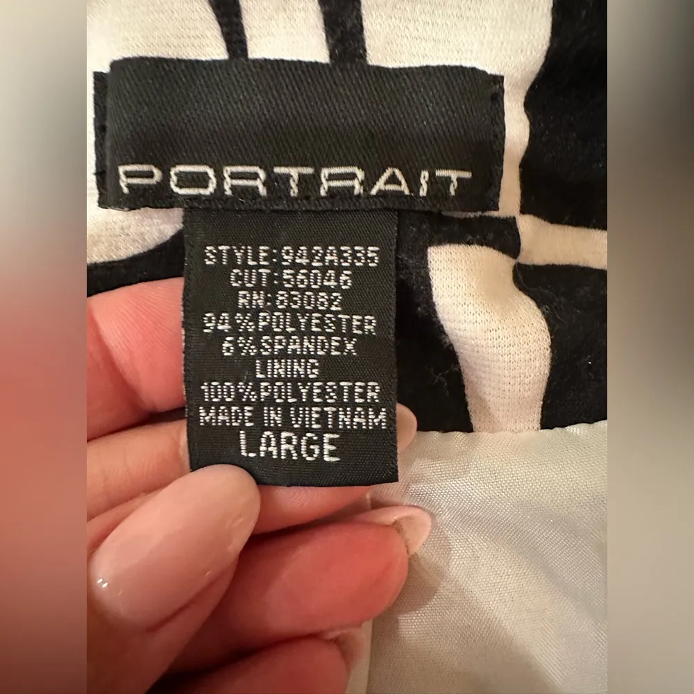 EUC PORTRAIT Black and White 3/4 Sleeve Boxy Blazer with Peter Pan Collar Size L - Image 5