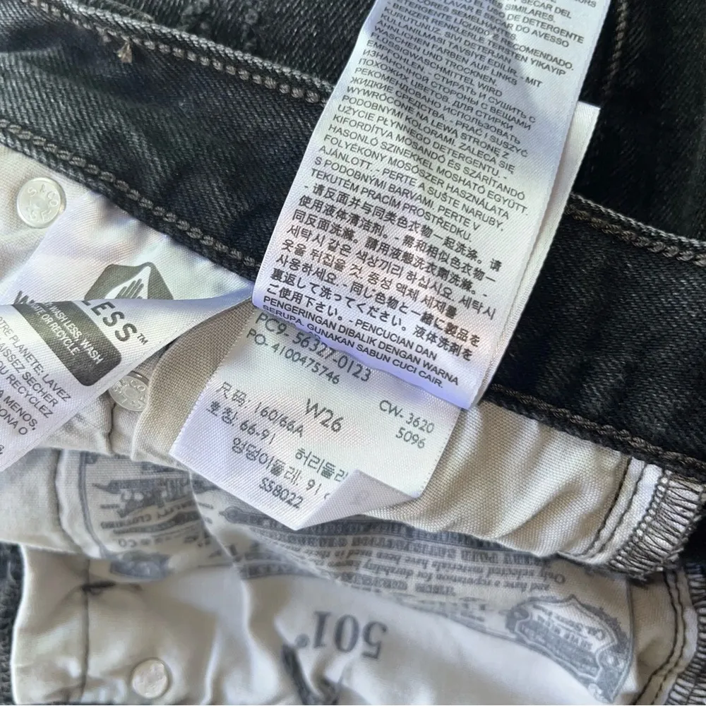 Levi’s 501 black cutoff denim shorts 26 destroyed - Image 7