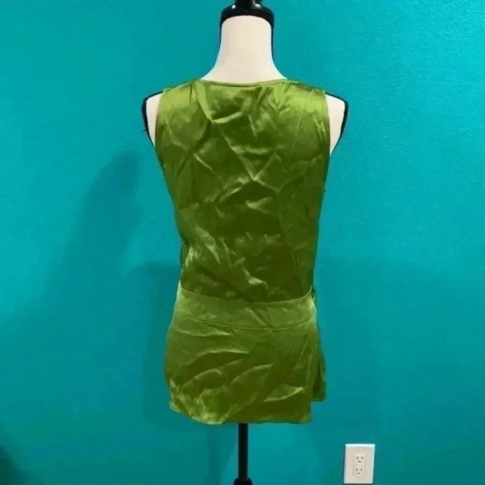 ⭐️ Tory Burch green silk top in size 8 - Image 3