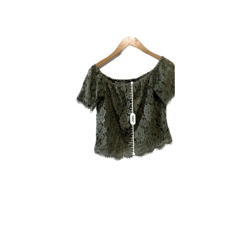 Womens BEBE Green Lace Short Sleeve Blouse - Size Small - Image 5