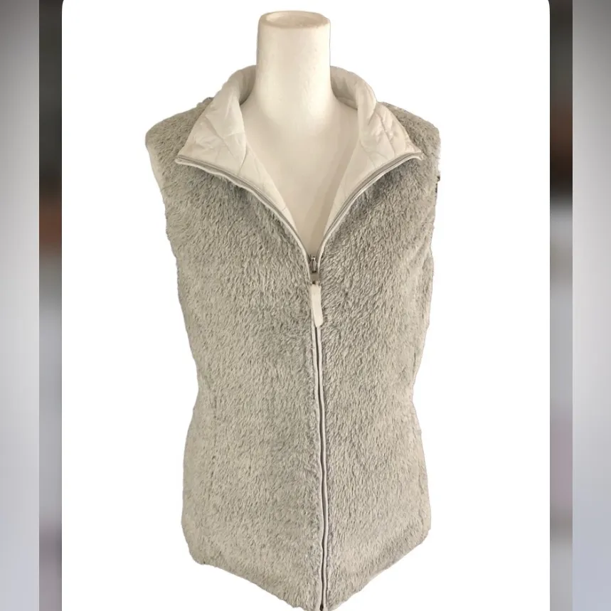 Free Country Women's Light Gray Quilted Vest - Image 5