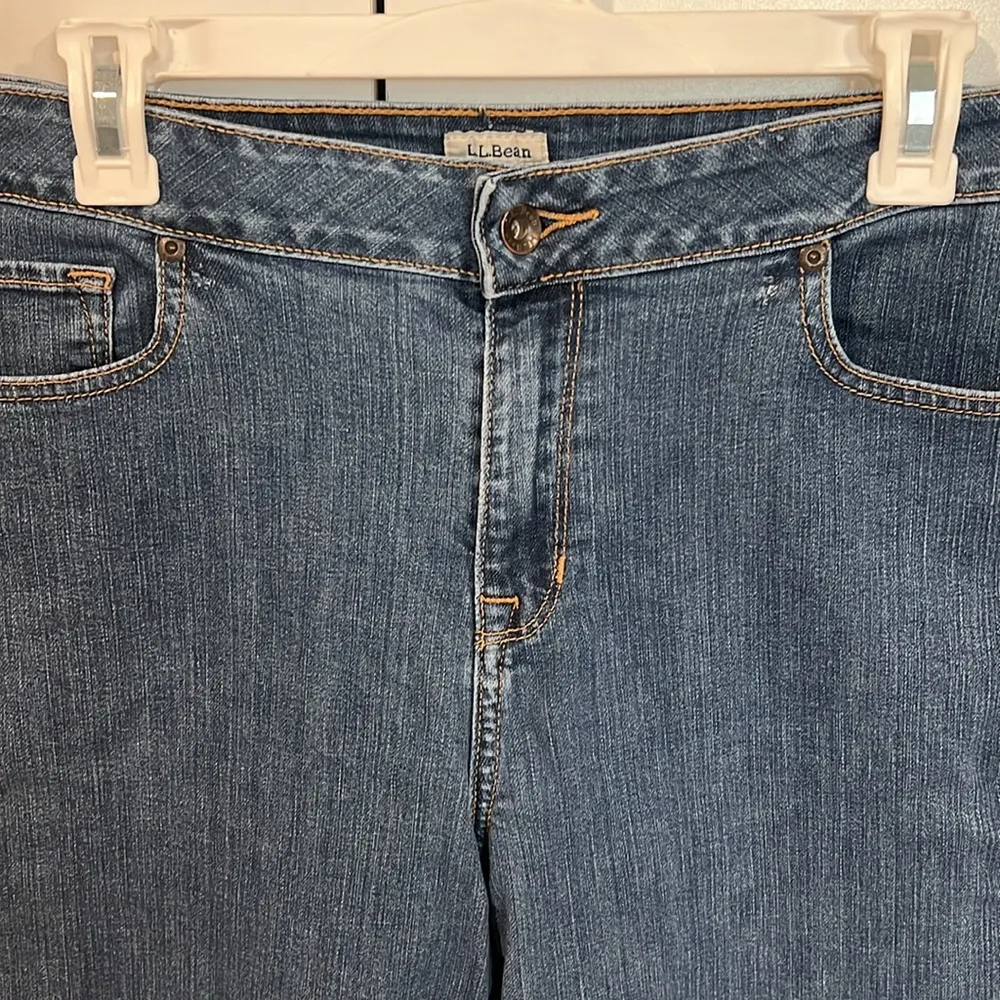 L.L.‎ Bean classic fit jeans . Size 12 - Image 2