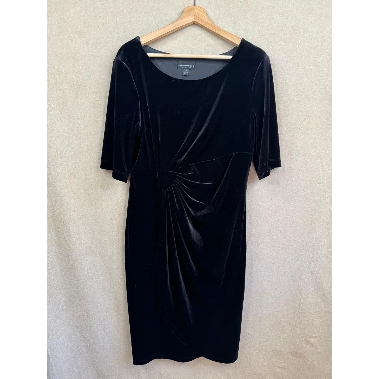 Connected Apparel Black Velvet Dress Short Sleeve Ruched Waist Size 14 - Image 2
