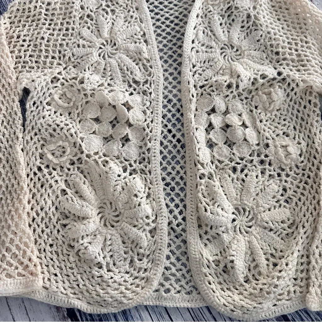 Vintage Christopher & Banks Cream Crochet Knit Cardigan - Image 3