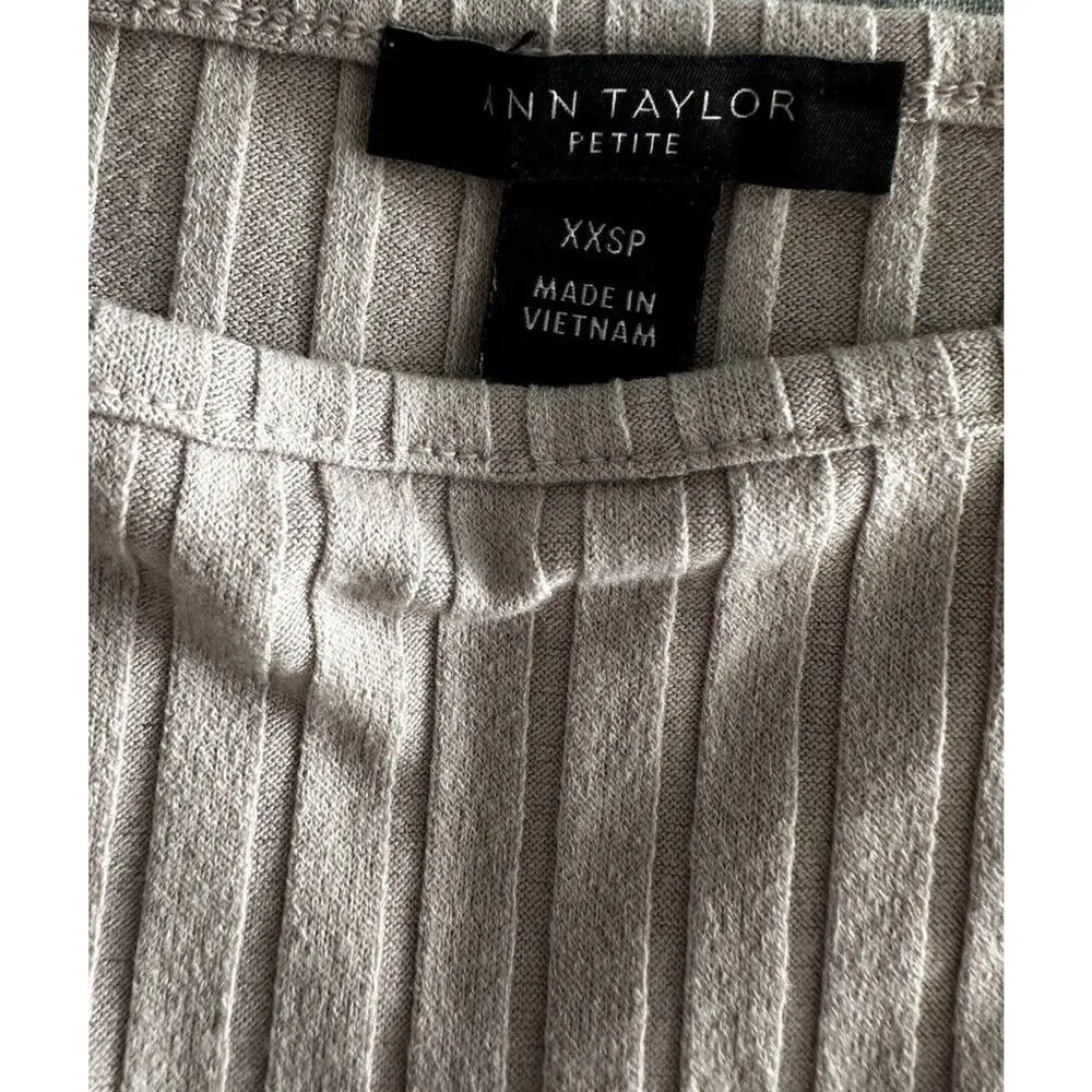 Ann Taylor Petite Women's Beige Cream Ribbed Cap Sleeve Tank Top Size XXSP - Image 3
