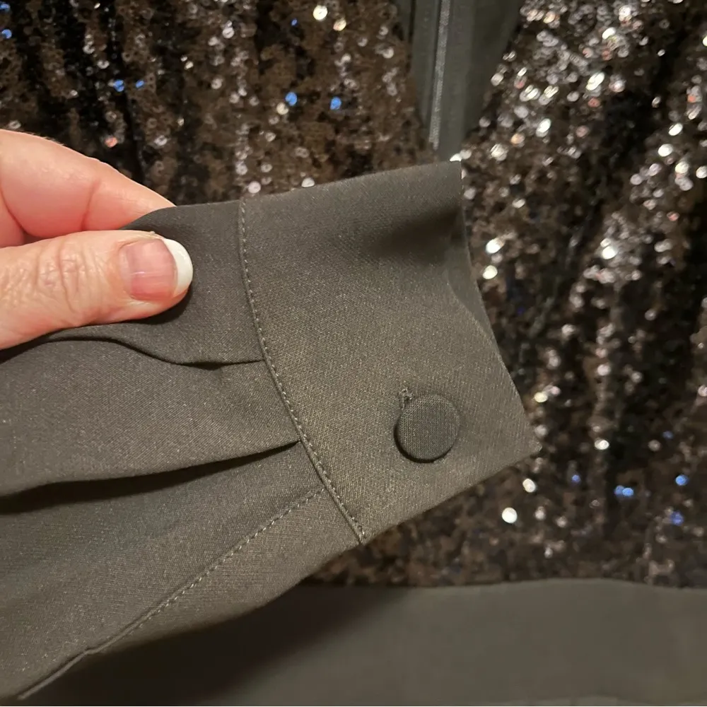 Lini NWT Stella Sequin V Neck Top Straight Leg Party Jumpsuit Black Size XS - Image 6