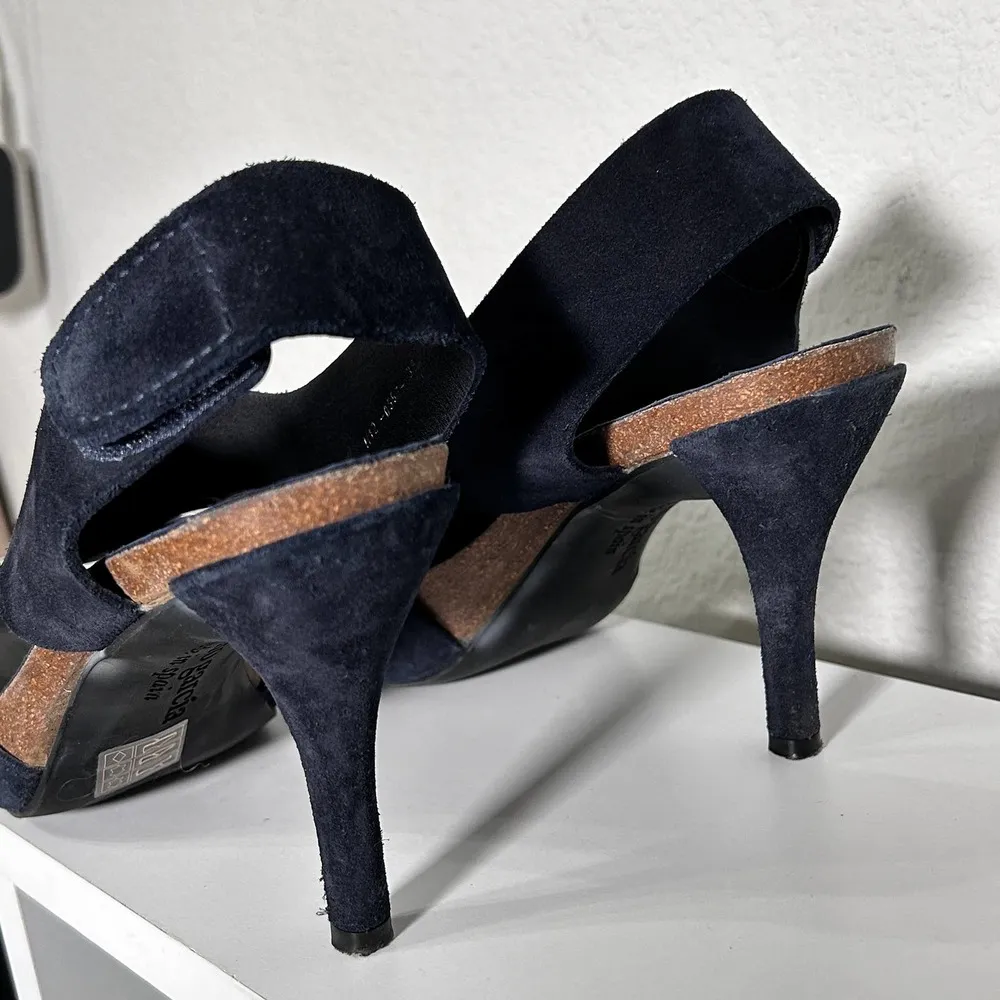 Pedro Garcia  Navy Suede Cut Out Peep Toe Platform Heels Size 39 / 8.5 - Image 5