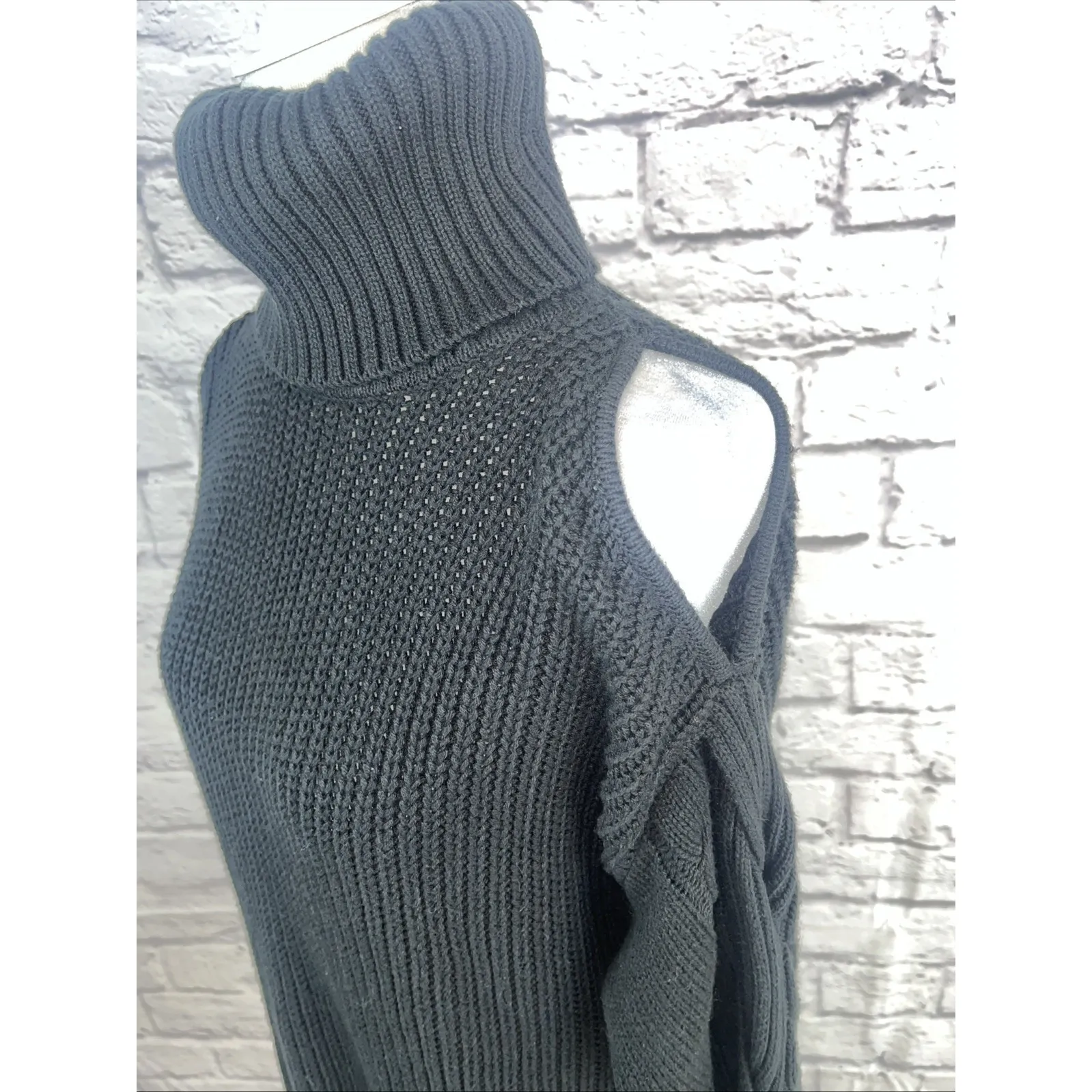 INC International Concepts Women's NWT Cable Knit  Cold Shoulder Sweater Dress S - Image 6